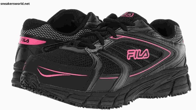 Women's Memory Reckoning 8 Slip Resistant Steel Toe Running Shoe Food Service